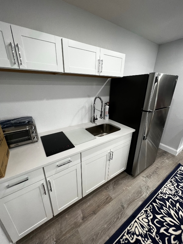 1133 Rainwood Cir, Palm Beach Gardens, FL 33410 Room for Rent in Palm