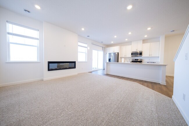 Foto del edificio - 2255 Tyrone Dr