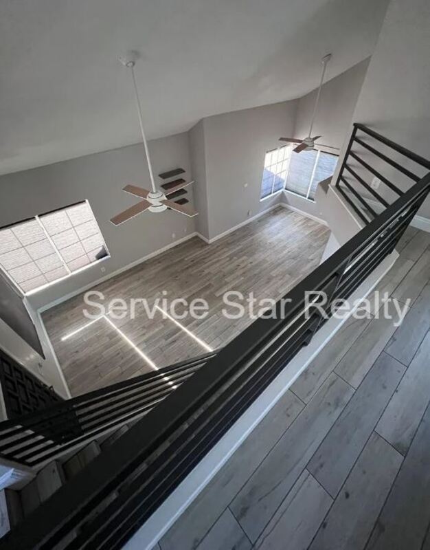 Foto del edificio - 3924 E Orchid Ln