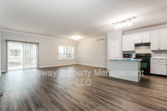 Building Photo - 10 Sea Breeze Ct