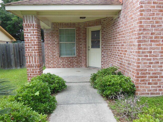 Foto del edificio - 5311 Misty Moon Dr