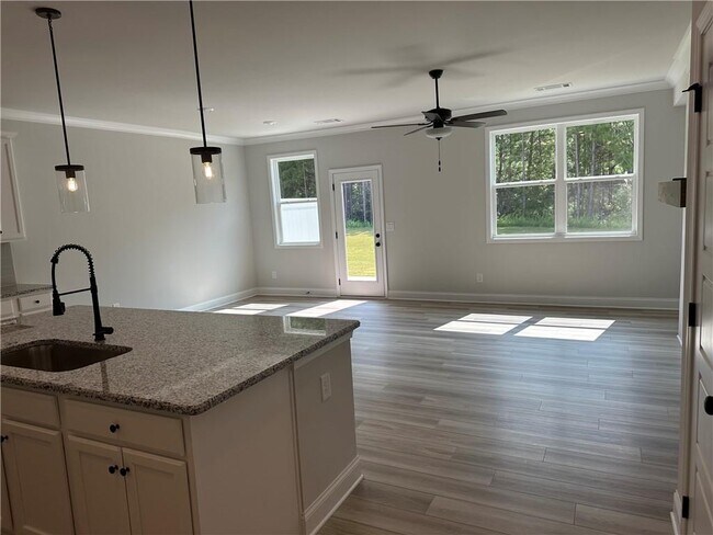 Foto del edificio - 4622 Cypress Landing Wy