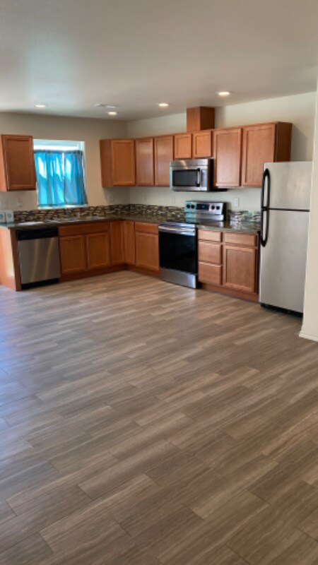 Building Photo - 1323 S Monroe St