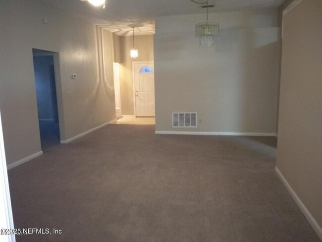 Building Photo - 12895 Bentwater Dr