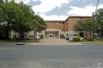 The Tuscany Apartments photo'