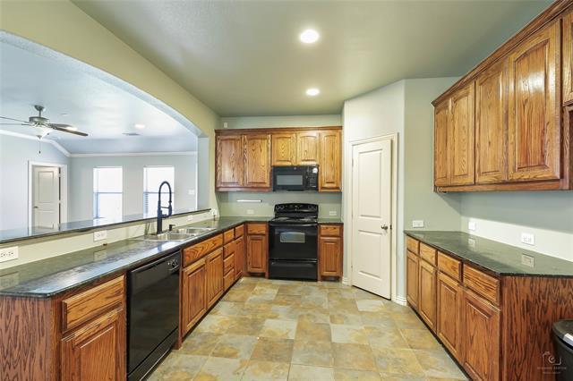 Foto del edificio - 6601 Pine Hills Ln