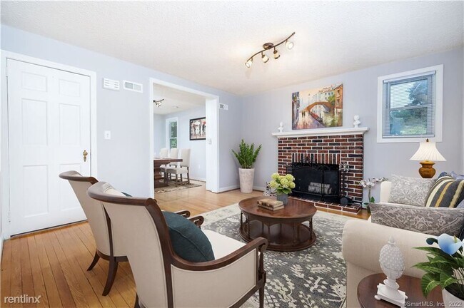 Building Photo - 5 br, 2 bath House - 599 Nott St