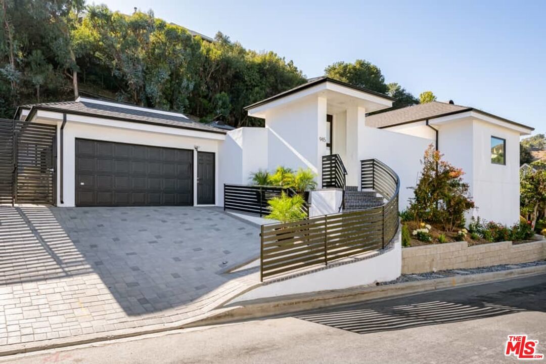 Foto principal - 945 Kenfield Ave