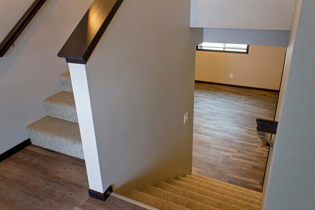 Entryway - 229 E Blue Bell Dr