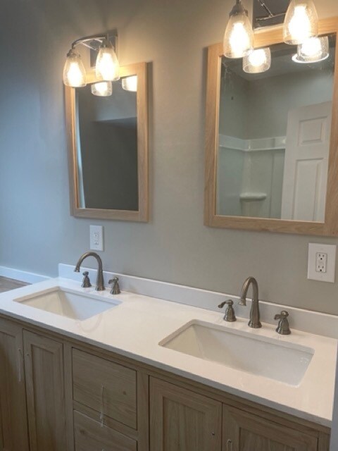Bathroom - 1604 Rutherford Ave