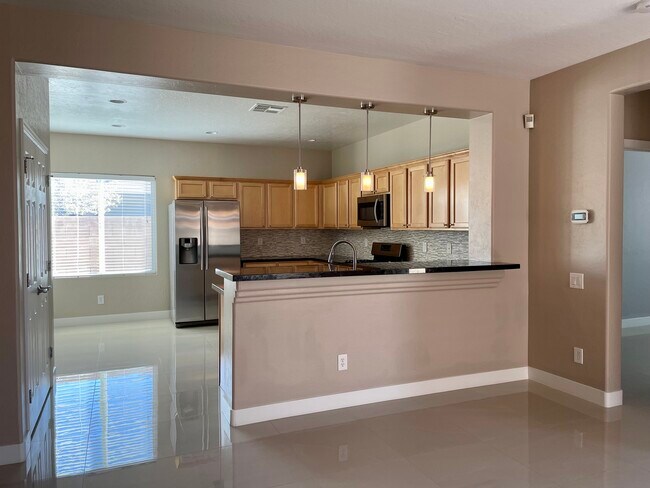 Foto del edificio - 2705 Mintlaw Ave