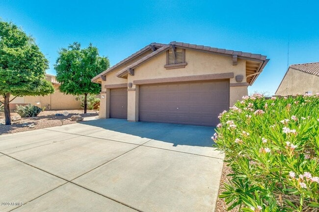 Foto del edificio - Beautiful Single-Family Homes with Mountain Views - Move in Special!