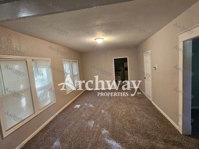 Foto del edificio - 3354 N 59 St