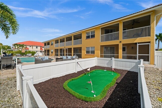 Foto del edificio - 5420 Chiquita Blvd S