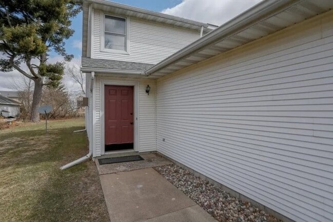 Building Photo - 536 Ross Ave
