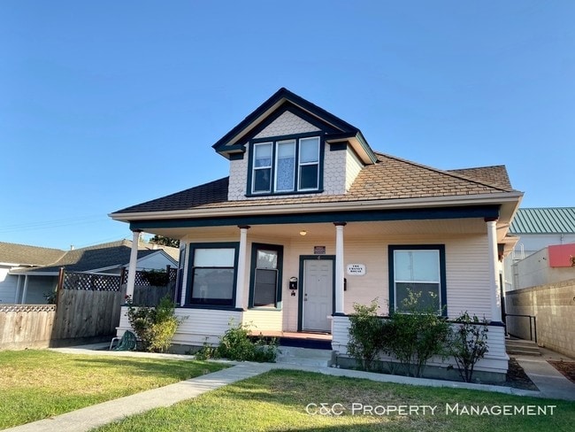 Foto del edificio - 6 Orange Dr