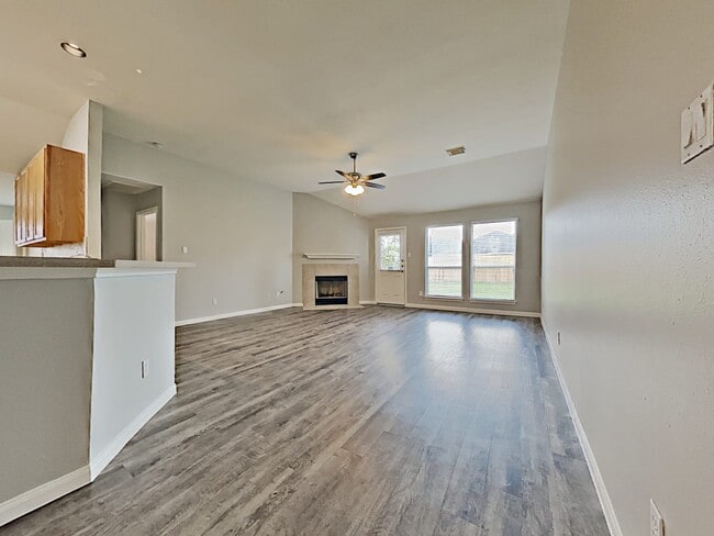 Building Photo - 4031 E Teal Estates Cir