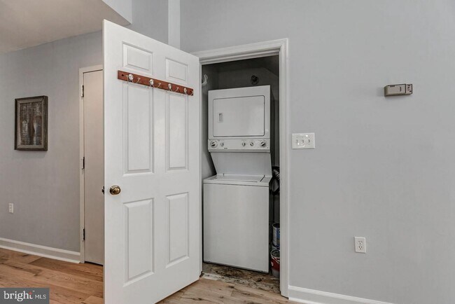 Foto del edificio - 1822 Vernon St NW