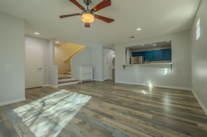 Building Photo - Beautiful home near Drexel and Houghton....