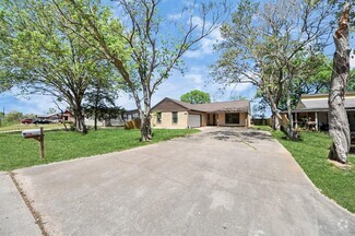 Building Photo - 1133 Kingston Dr