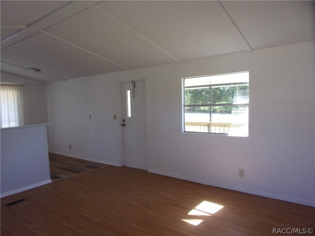 Foto del edificio - 5185 E Old Stump Ct