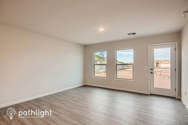 Foto del edificio - 14575 S Capistrano Road, Arizona City, AZ,...