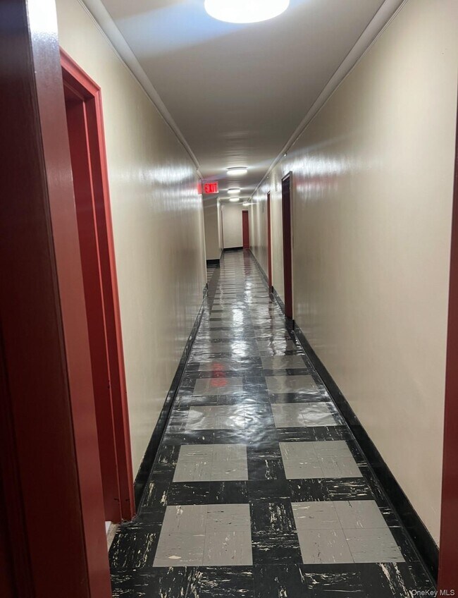 Foto del edificio - 89-20 55th Ave