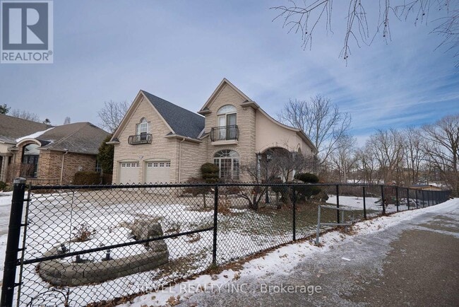 Photo du bâtiment - 20 Casson Ln