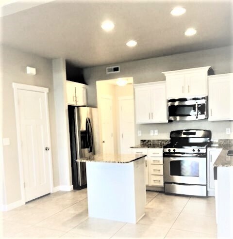 Kitchen / Pantry /1/2 Bath - 11303 S Sweet Pea Ln