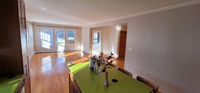 Foto del edificio - 30-32 Freeman Ave