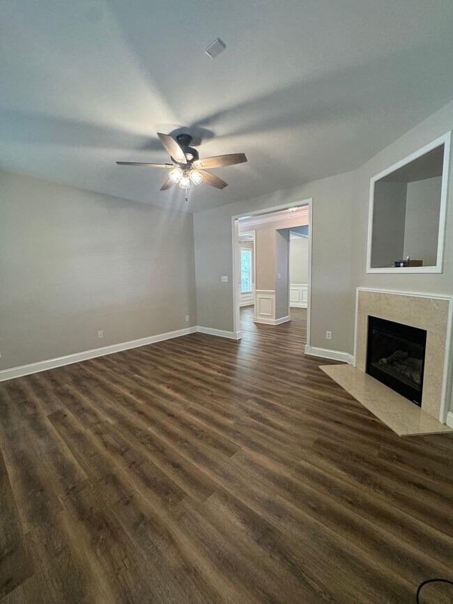 Foto del edificio - 9734 Cadman Ct