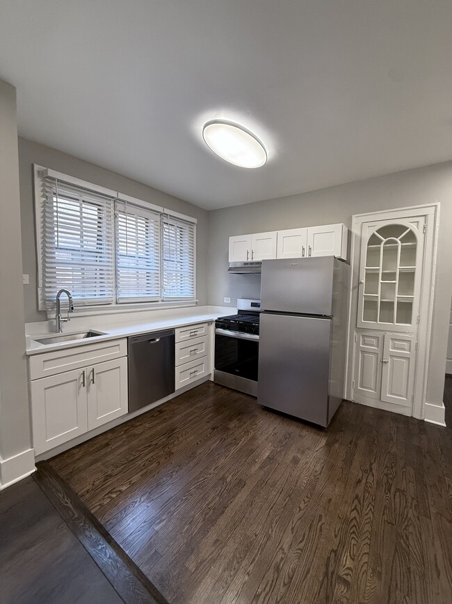 Cocina - Rogers Park Apartments