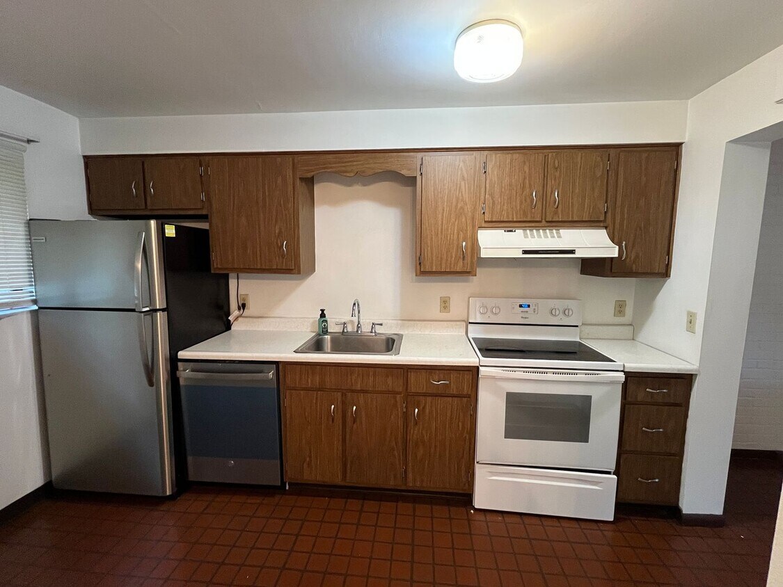 Foto del edificio - 772 Locust Ridge Dr