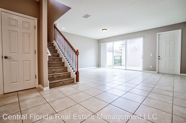 Building Photo - 3 br, 3 bath House - 12057 FORSYTHIA DR