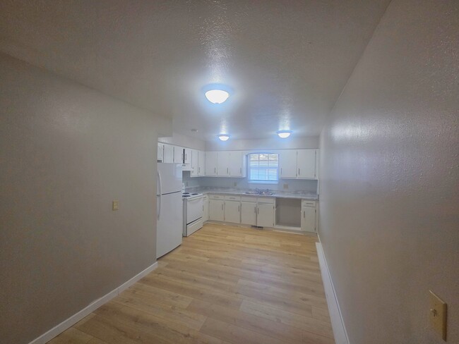 Foto del edificio - 2034 S Barcliff Ave