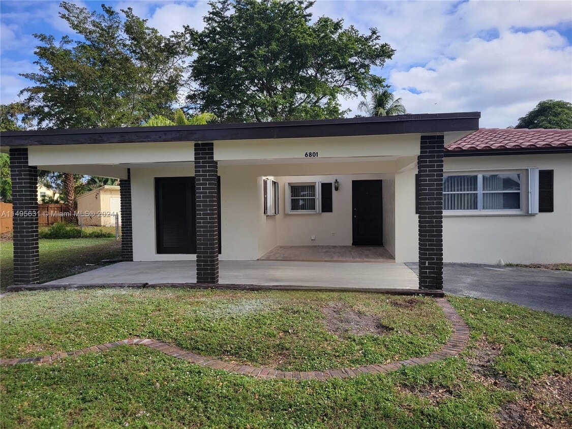 6801 NW 84th St, Tamarac, FL 33321 House Rental in Tamarac, FL