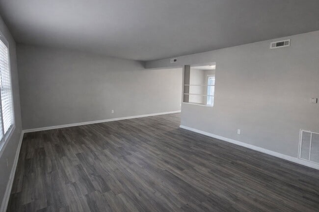 Interior Photo - Cove at Ridgewood
