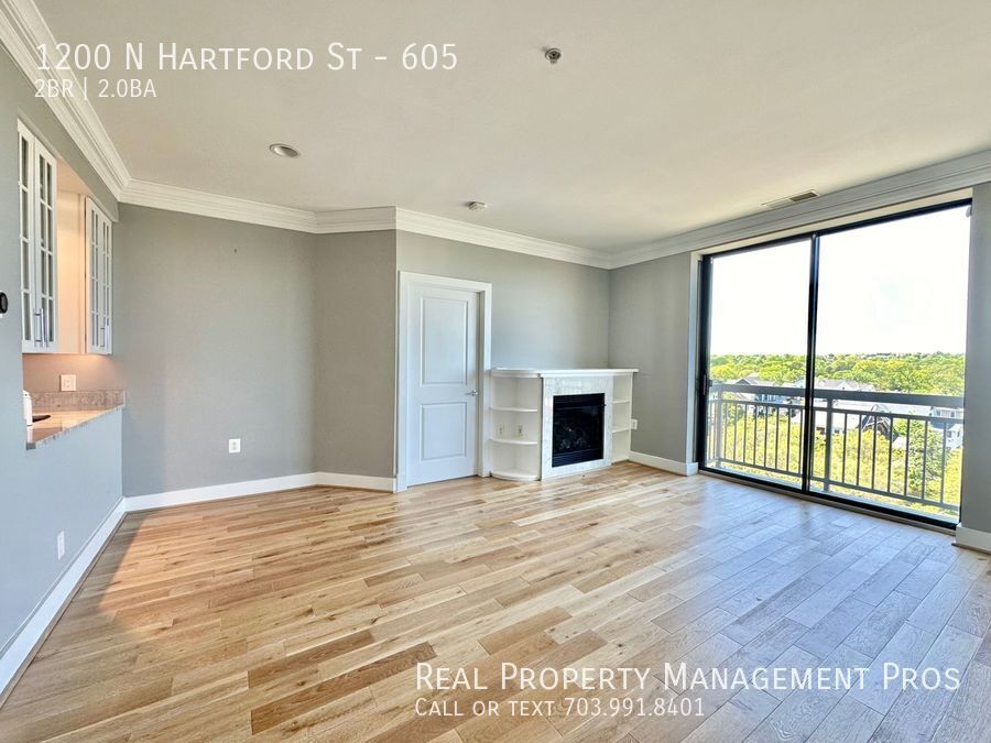 Photo - 1200 N Hartford St-605
