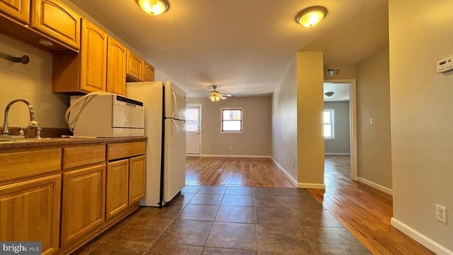 Foto del edificio - 1925 S Bancroft St