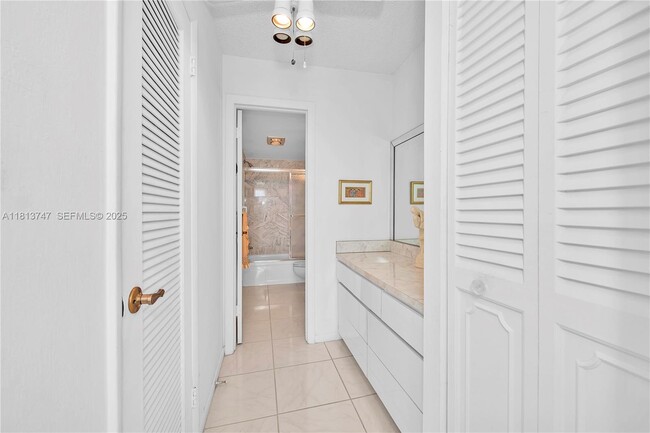 Building Photo - 8900 Washington St