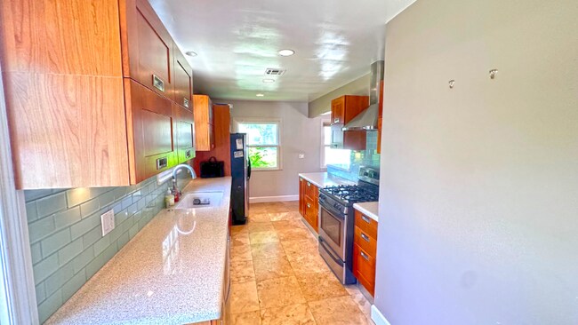 Foto del edificio - 13601 Morrison St