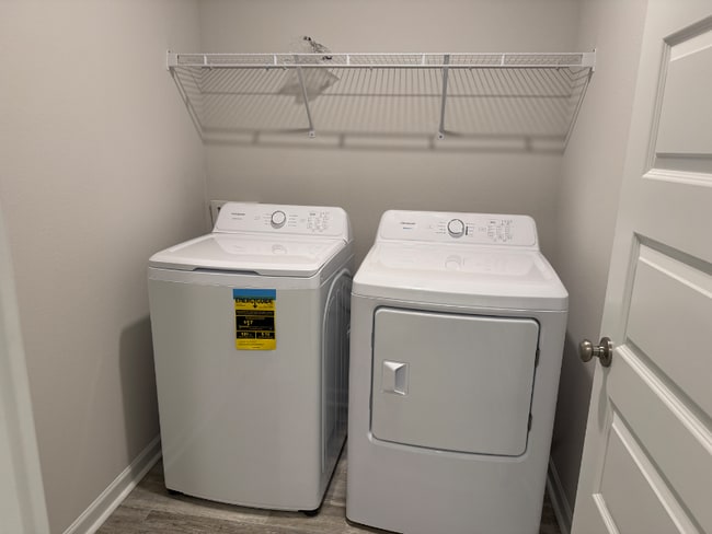 Building Photo - 6357 Firefly Dr