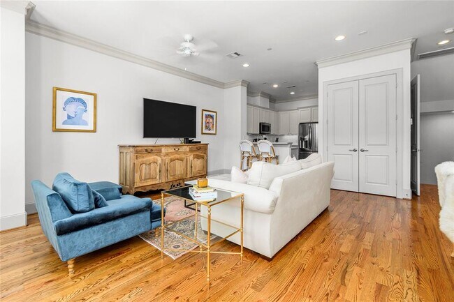 Building Photo - 3302 Audley St