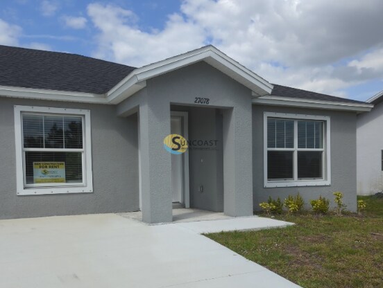 Foto principal - 27078 Adams St