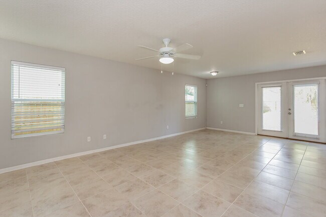 Foto del edificio - 8349 Highfield Ave