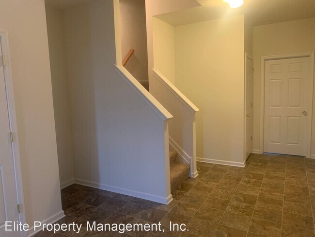 Foto del edificio - 3 br, 2.5 bath House - 545 Marion Rd