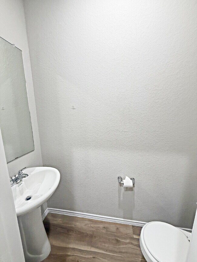 Foto del edificio - 258 Marigold Pl