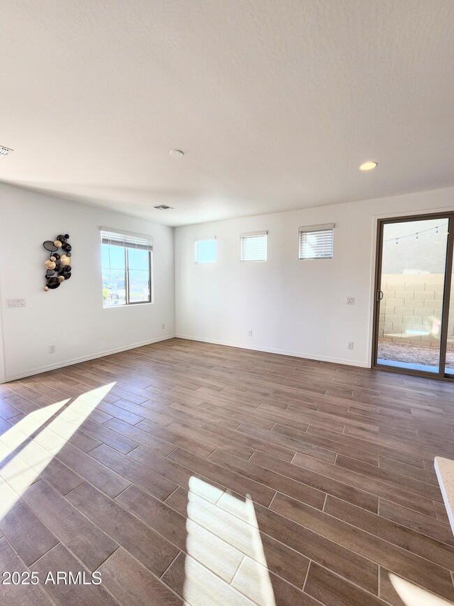 Foto del edificio - 4240 S 58th Ave