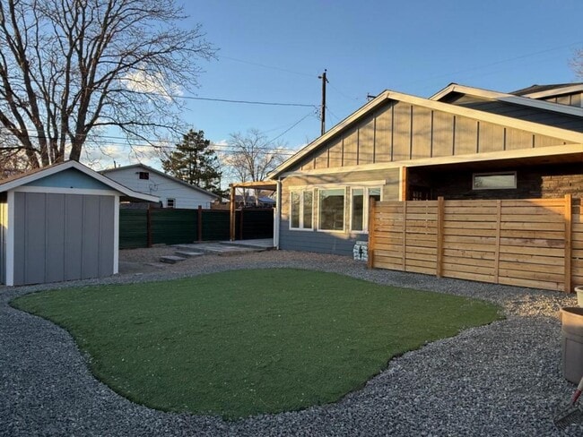 Building Photo - 6175 N Lamar St