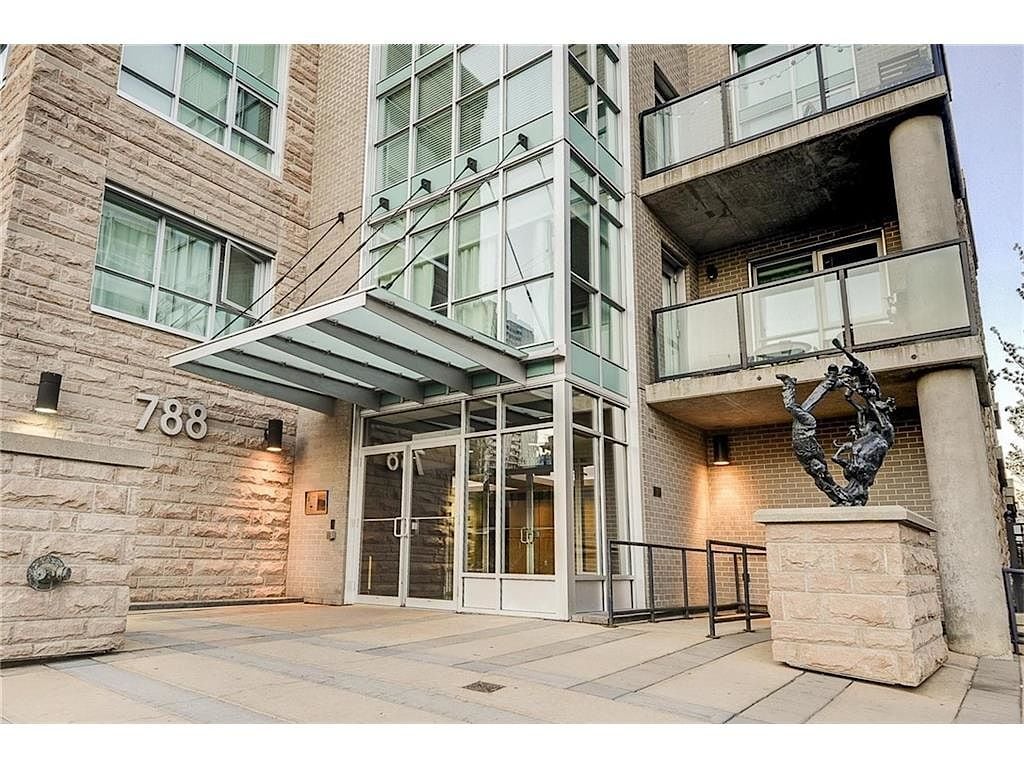 Photo du bâtiment - 788-1412 12 Ave SW